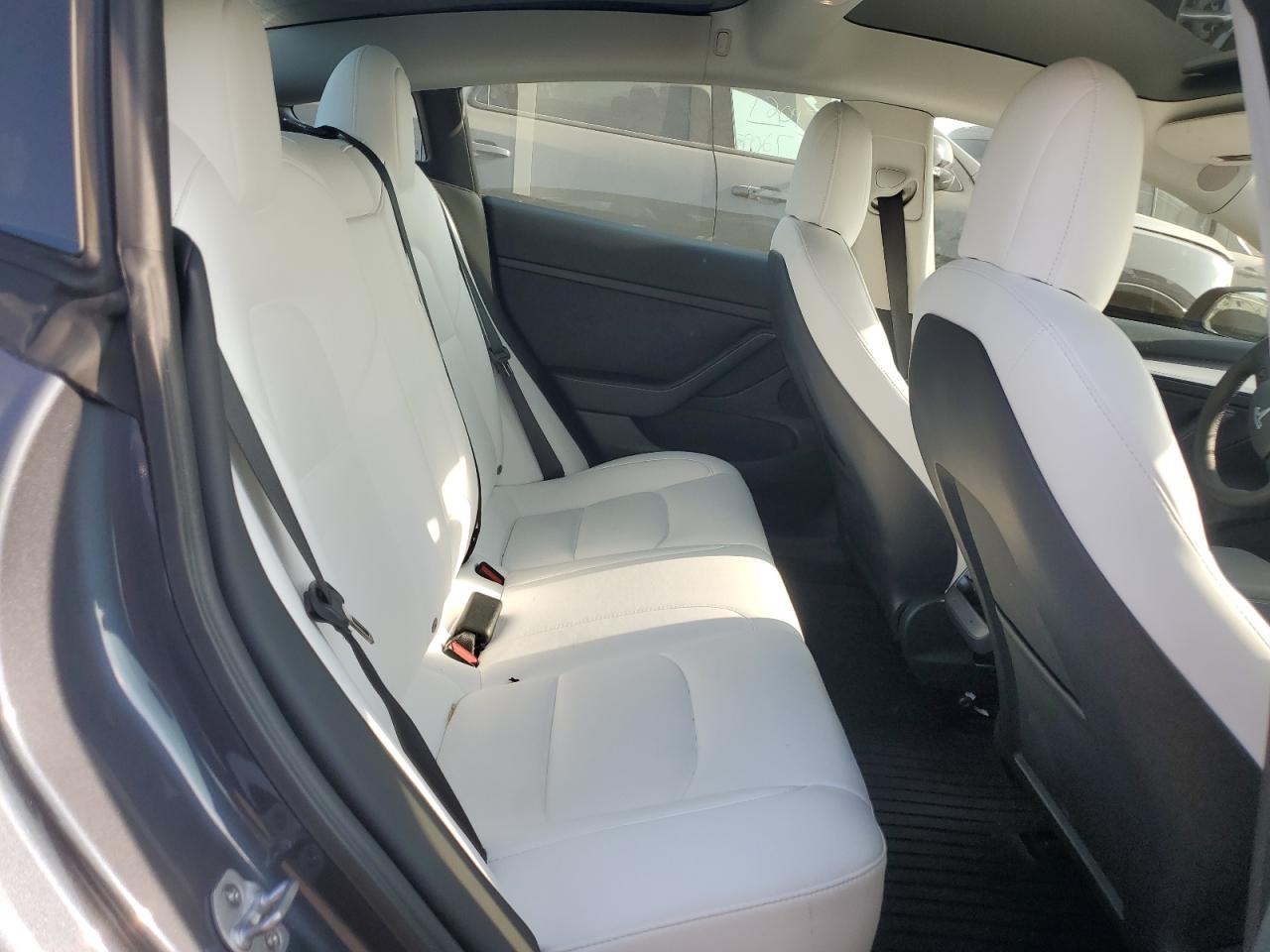 2022 Tesla Model 3 VIN: 5YJ3E1EB7NF263643 Lot: 71826675