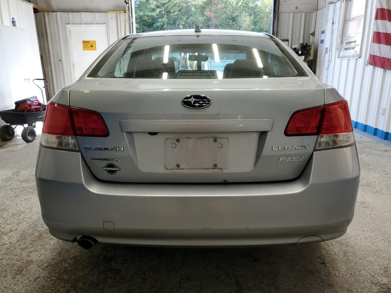 2014 Subaru Legacy 2.5I Limited VIN: 4S3BMBL61E3023317 Lot: 81498995