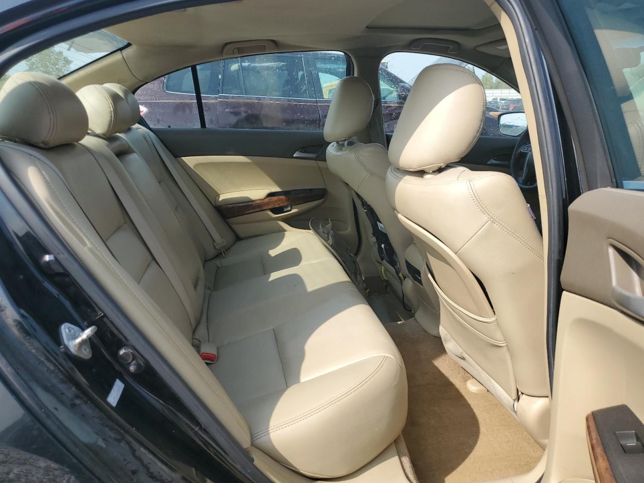 2010 Honda Accord Ex VIN: 1HGCP2E76AA085028 Lot: 81228115