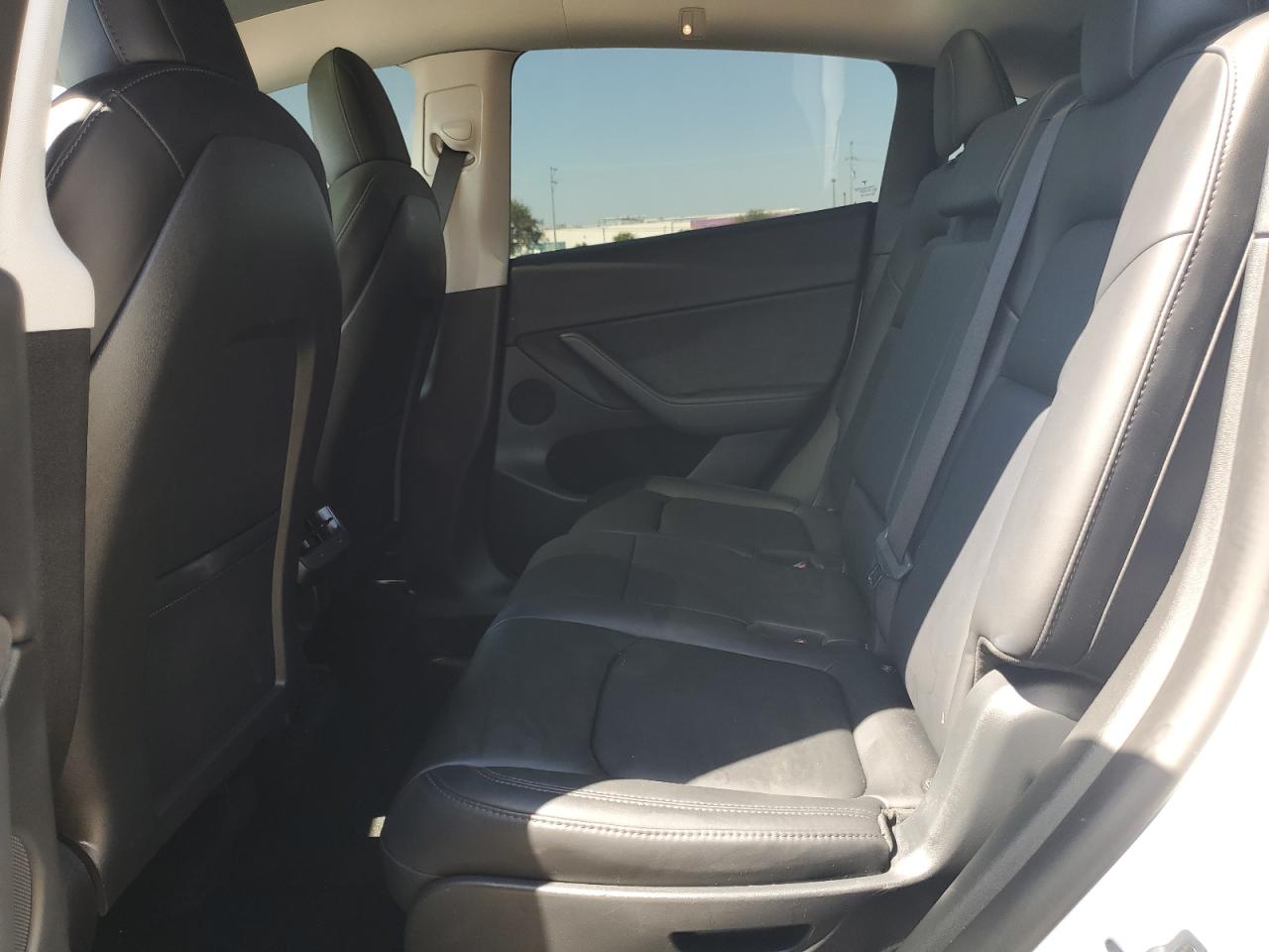 2022 Tesla Model Y VIN: 7SAYGAEE3NF515885 Lot: 71797855