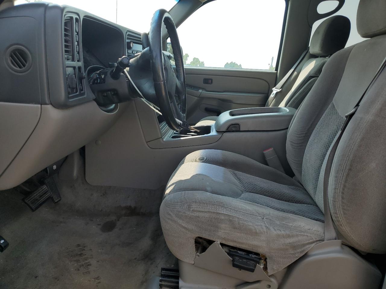 2004 Chevrolet Suburban K1500 VIN: 3GNFK16Z24G310143 Lot: 71363765