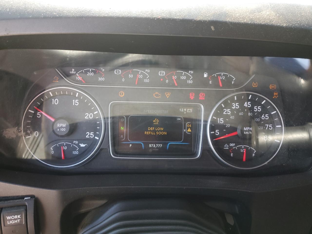 2019 International Lt625 Semi Truck VIN: 3HSDZAPR9KN343117 Lot: 83842105