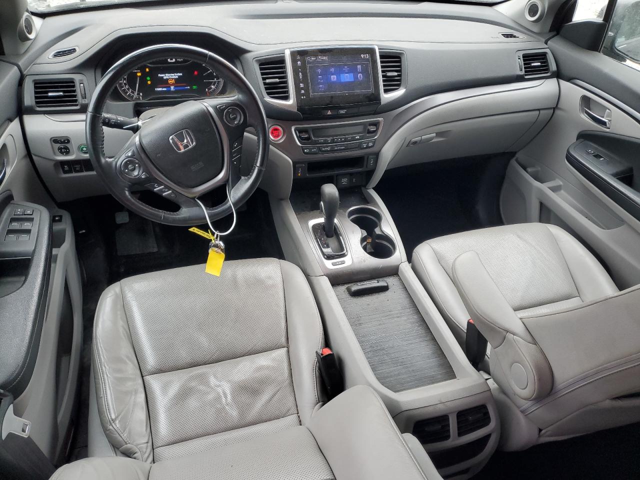 2017 Honda Ridgeline Rtl VIN: 5FPYK3F6XHB005382 Lot: 71210085