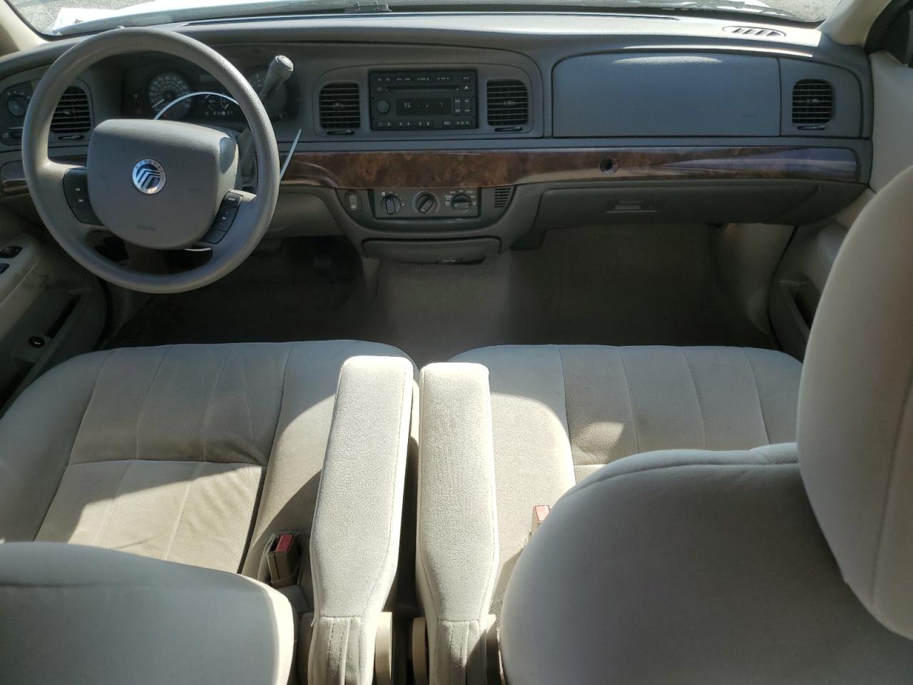 2006 Mercury Grand Marquis Gs VIN: 2MEFM74VX6X651982 Lot: 80440275