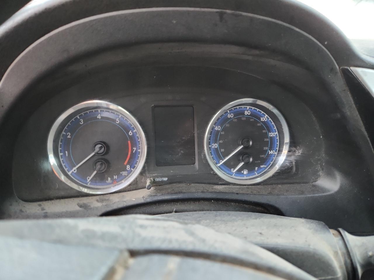 2018 Toyota Corolla L VIN: 2T1BURHE0JC114282 Lot: 83819755