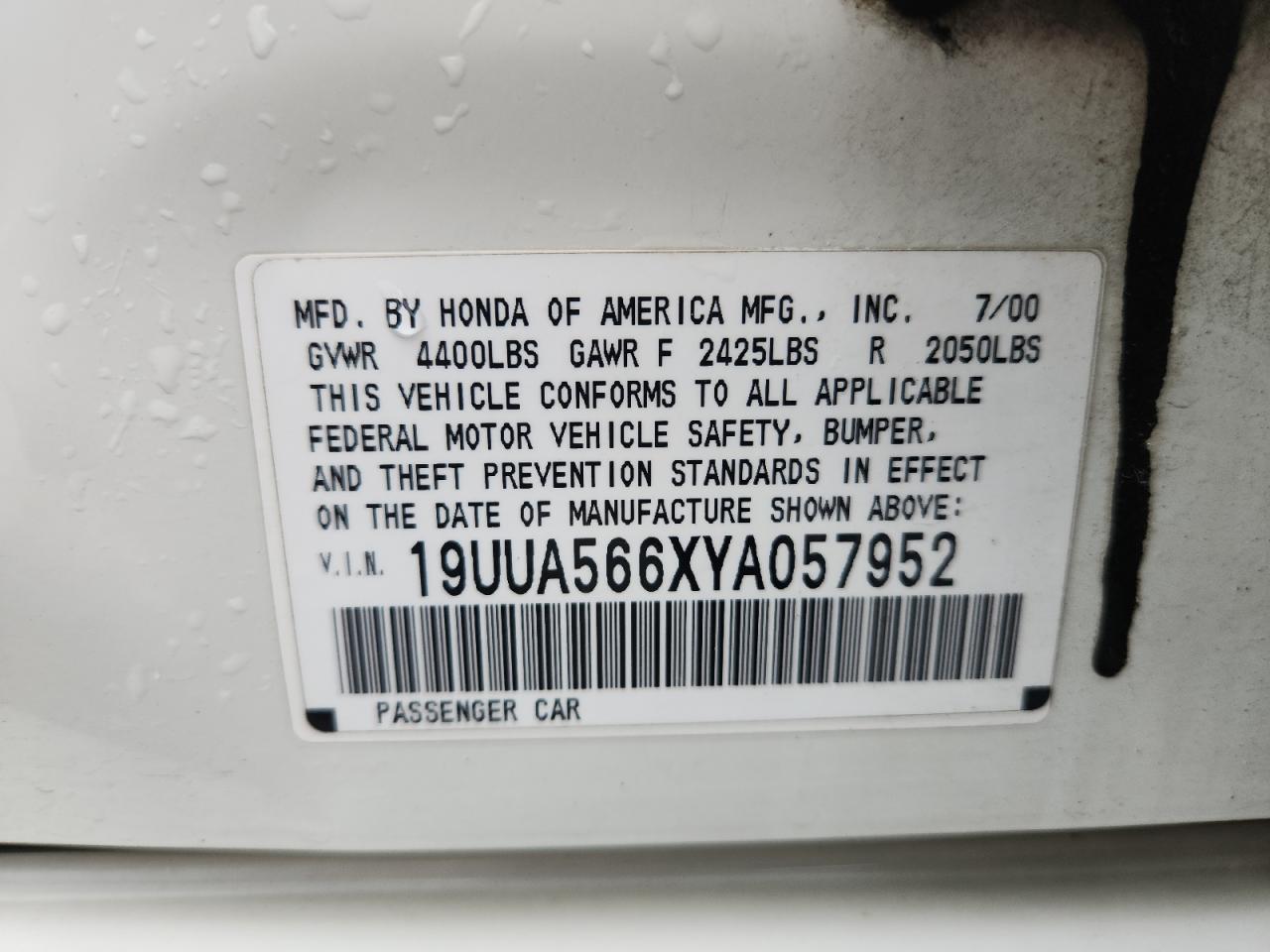 2000 Acura 3.2Tl VIN: 19UUA566XYA057952 Lot: 81610895