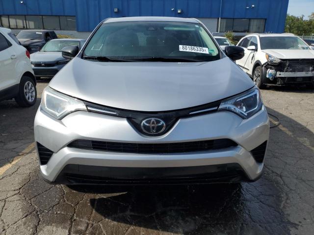  TOYOTA RAV4 2017 Серебристый