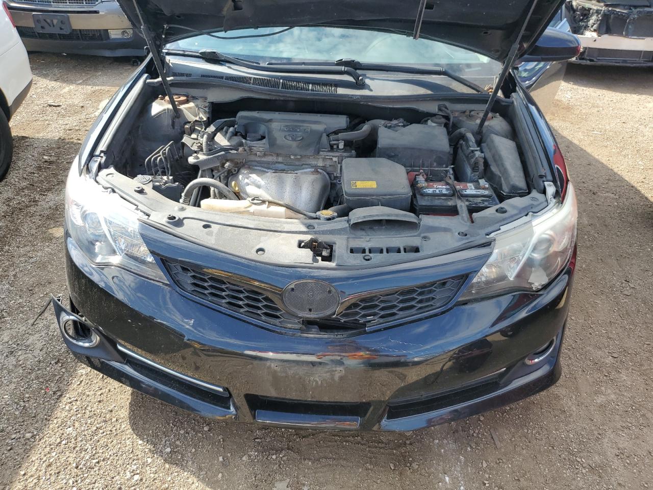 2014 Toyota Camry L VIN: 4T1BF1FK0EU335664 Lot: 81573705