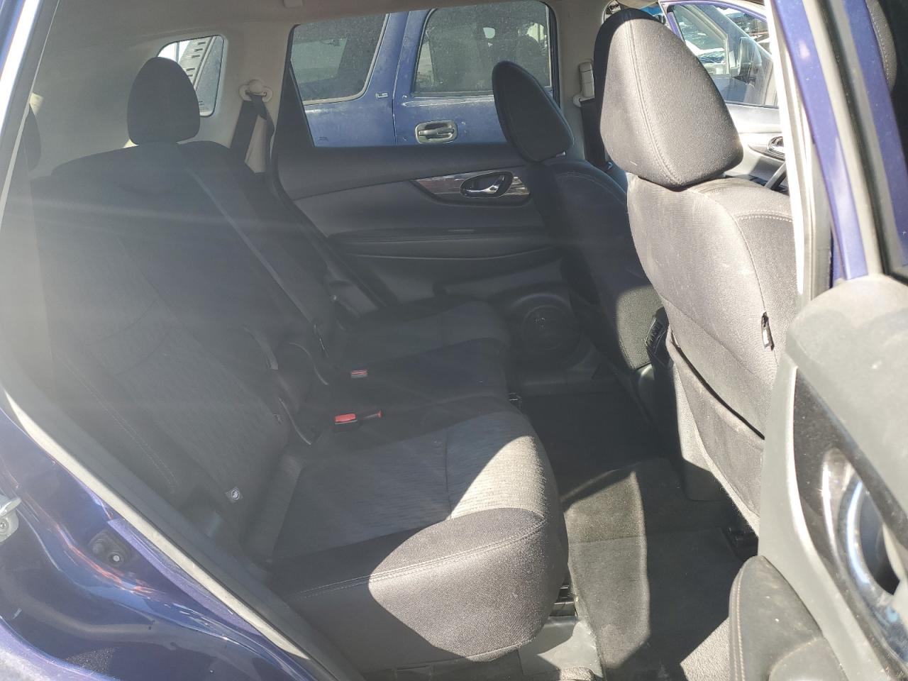 2018 Nissan Rogue S VIN: 5N1AT2MV8JC733390 Lot: 81780865