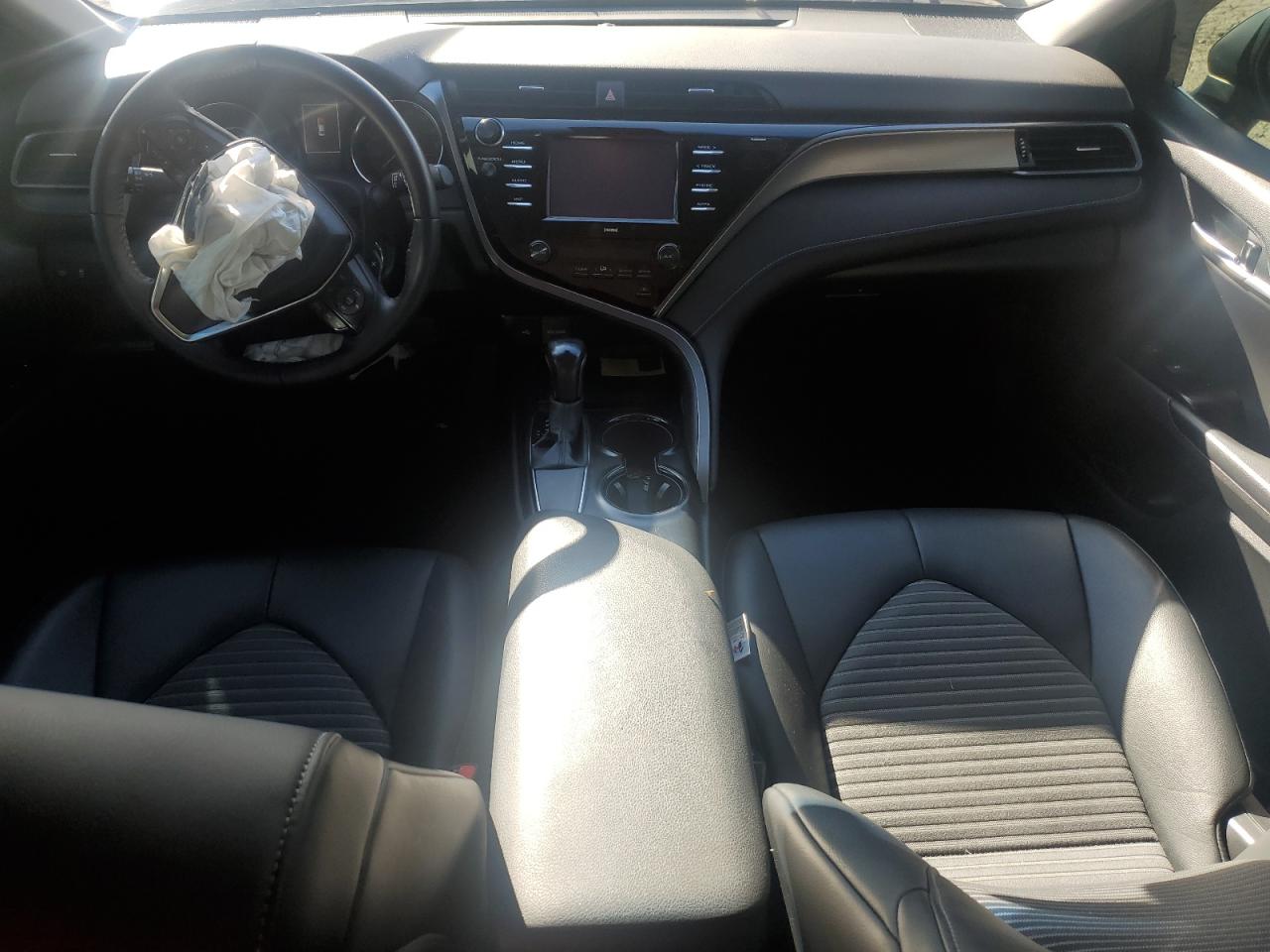 2020 Toyota Camry Se VIN: 4T1G11AK6LU333460 Lot: 84869185