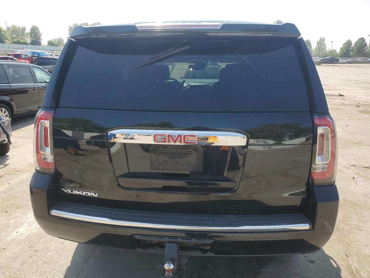 2016 GMC Yukon Denali VIN: 1GKS2CKJ4GR245422 Lot: 71615945