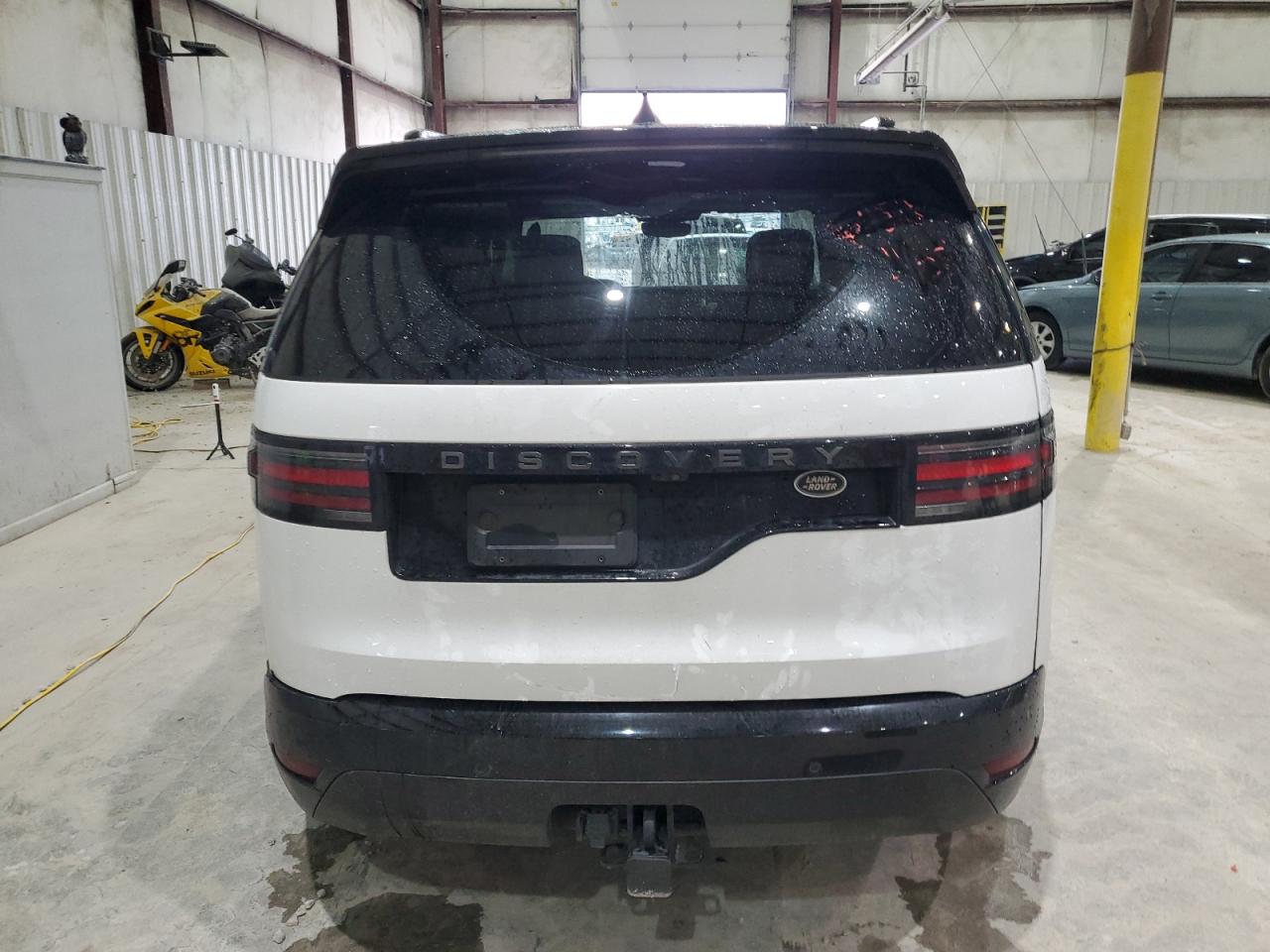 2023 Land Rover Discovery S R-Dynamic VIN: SALRT2EXXP2472519 Lot: 83755235