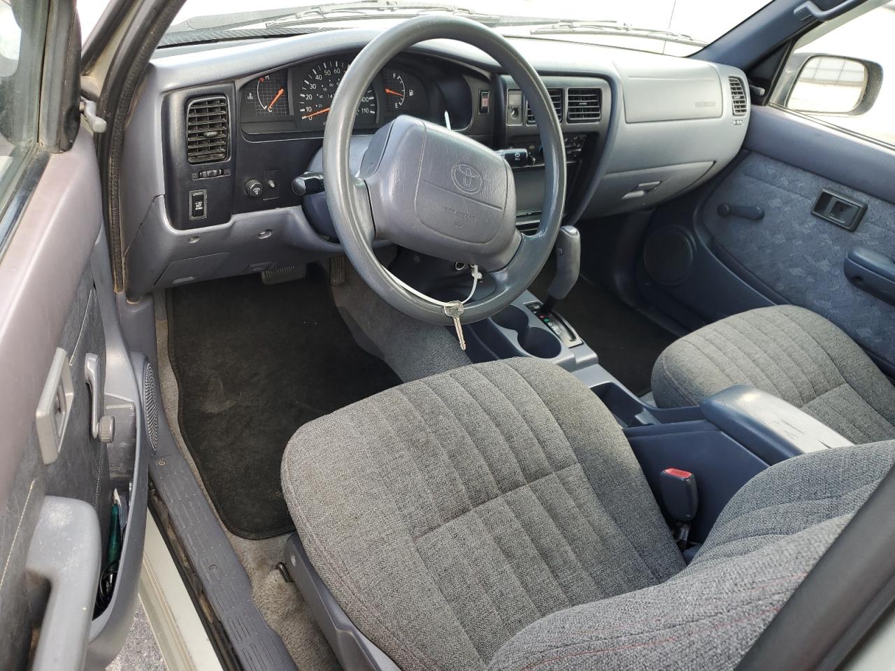 2000 Toyota Tacoma Xtracab Prerunner VIN: 5TESM92N5YZ697588 Lot: 81871405