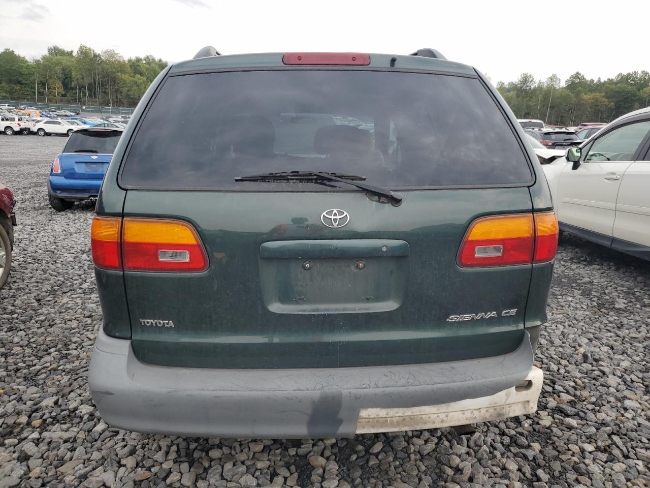 1999 Toyota Sienna Ce VIN: 4T3GF19C8XU160729 Lot: 80503395