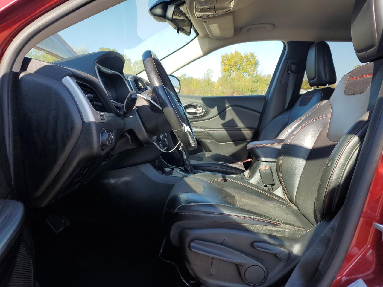 2015 Jeep Cherokee Trailhawk VIN: 1C4PJMBS6FW653813 Lot: 80865415