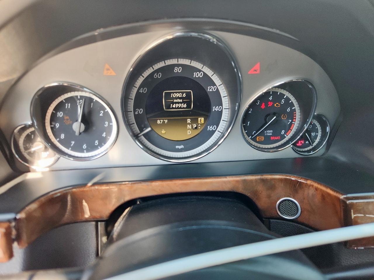 2012 Mercedes-Benz E 350 VIN: WDDHF5KB1CA647573 Lot: 71505235