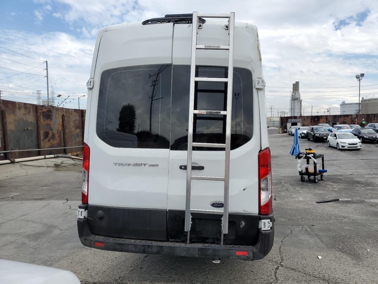 2019 Ford Transit T-250 VIN: 1FTYR3XM9KKA48302 Lot: 81235975
