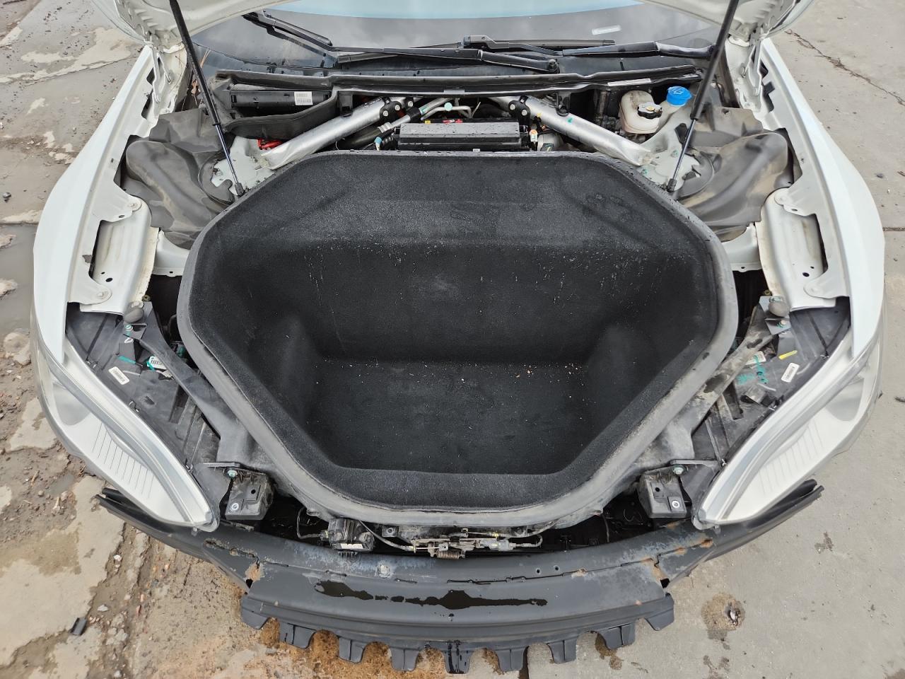 2016 Tesla Model S VIN: 5YJSA1E27GF127572 Lot: 69581085