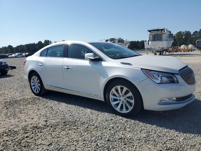  BUICK LACROSSE 2016 Белы