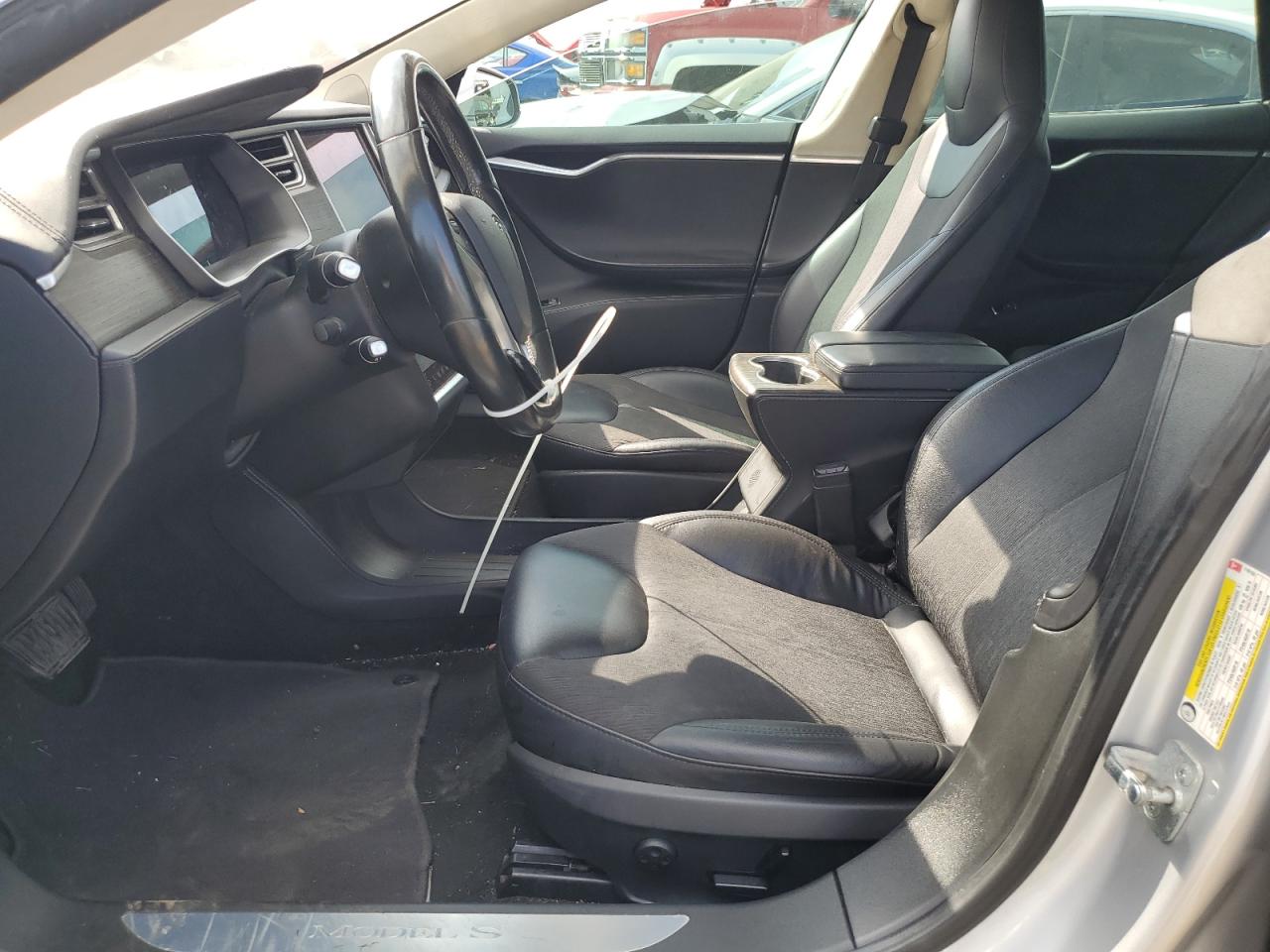 2015 Tesla Model S VIN: 5YJSA1E29FF119133 Lot: 80439845