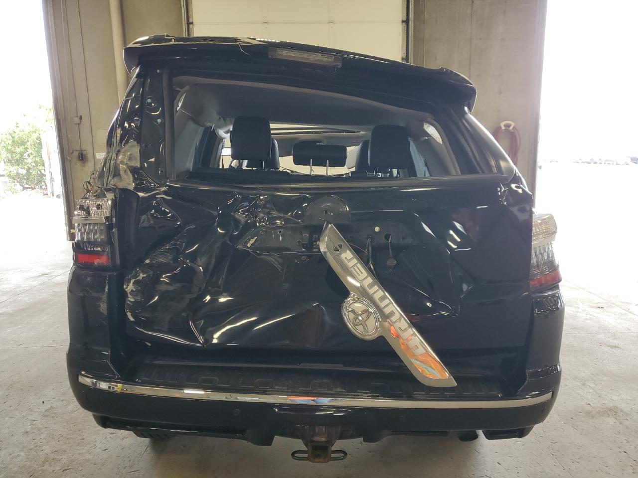 2016 Toyota 4Runner Sr5/Sr5 Premium VIN: JTEBU5JR8G5345504 Lot: 81095005