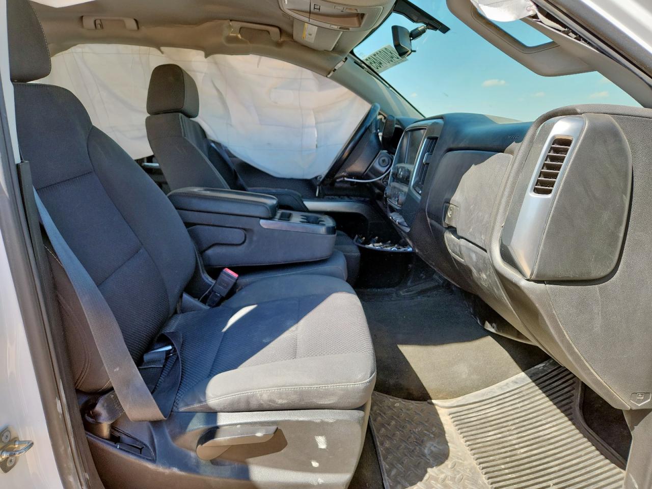 2018 Chevrolet Silverado C1500 Lt VIN: 1GCRCREH9JZ340293 Lot: 84007485