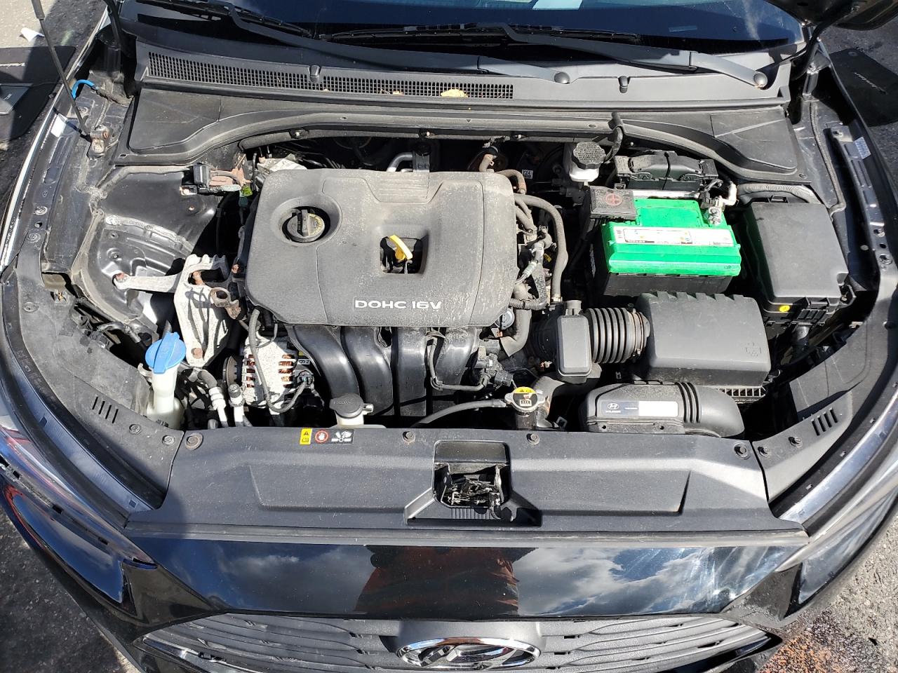 2019 Hyundai Veloster Base VIN: KMHTG6AFXKU013893 Lot: 70712375