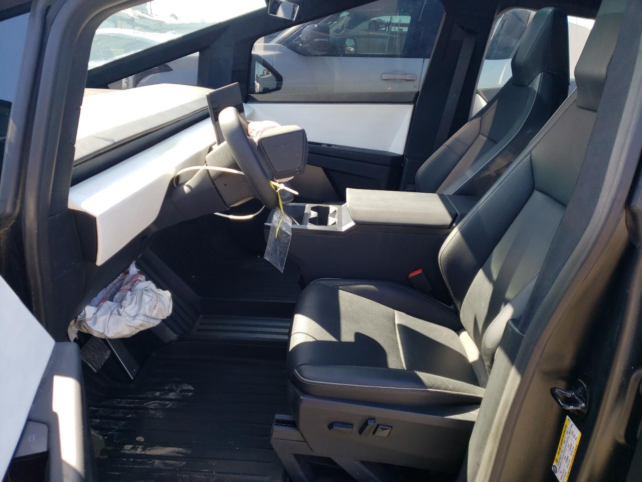 2024 Tesla Cybertruck VIN: 7G2CEHED2RA005217 Lot: 71199845