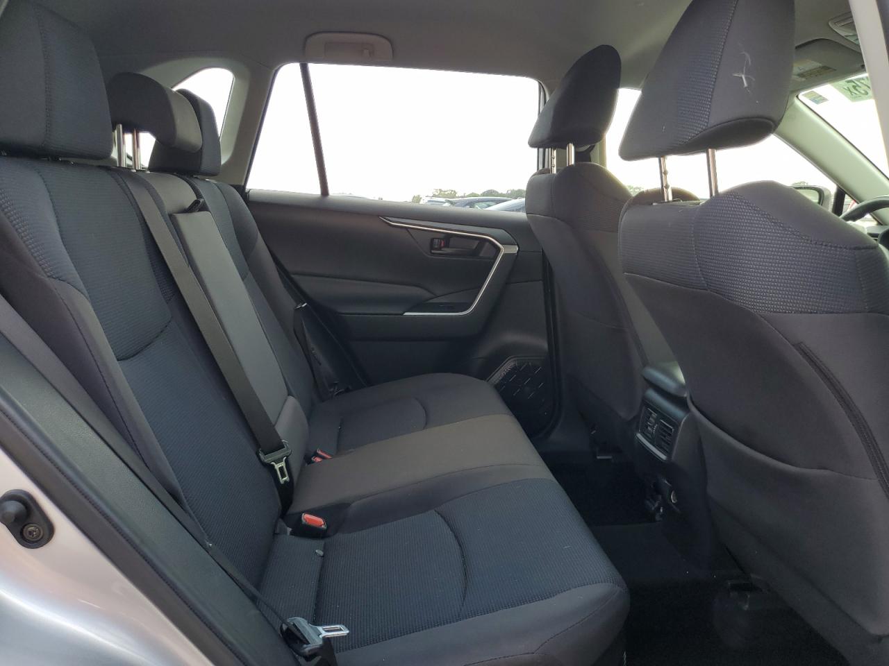 2021 Toyota Rav4 Le VIN: JTML6RFV2MD008294 Lot: 71410275