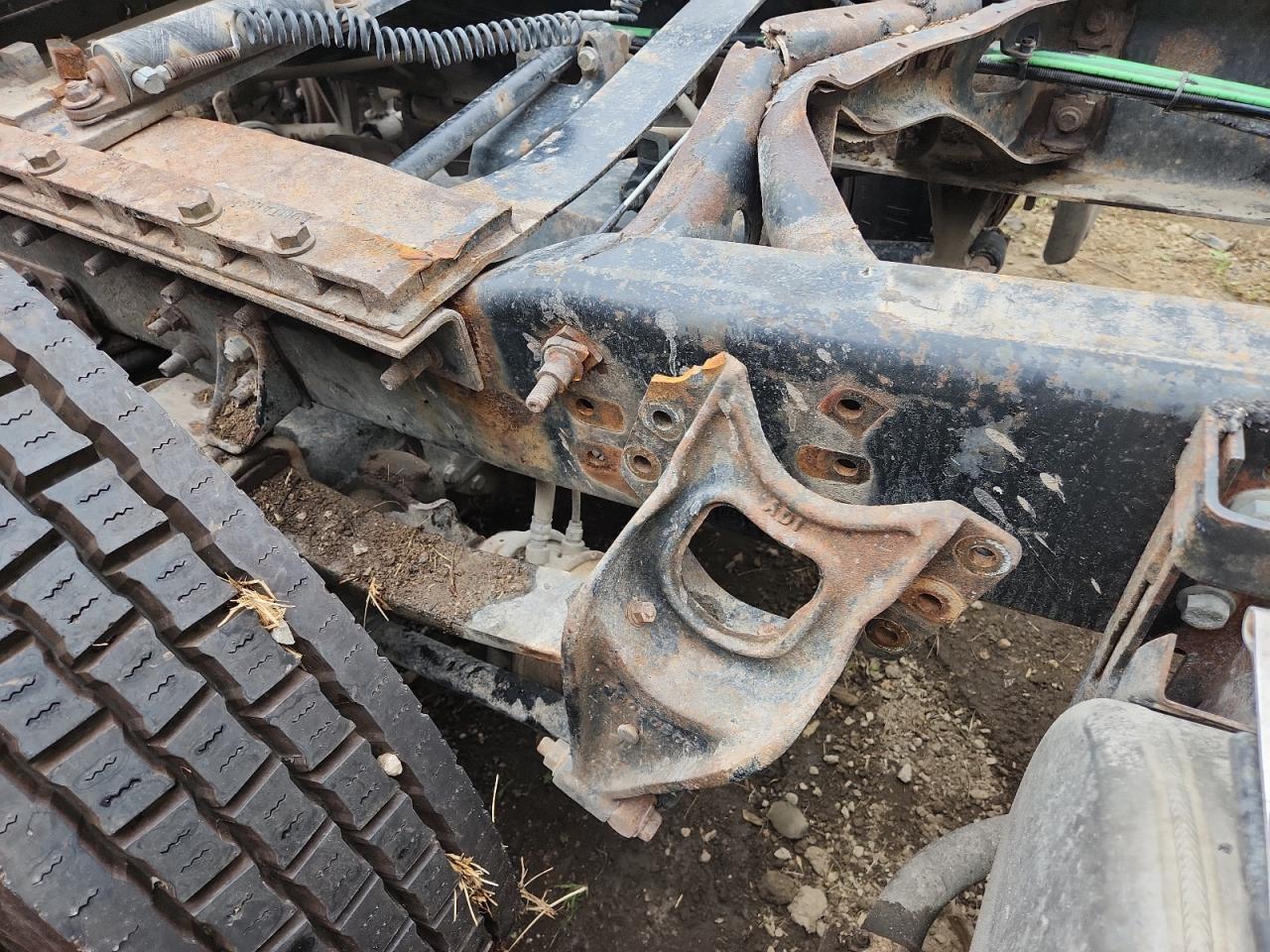 1999 International 9200 VIN: 2HSFMAMR3XC085259 Lot: 81553225