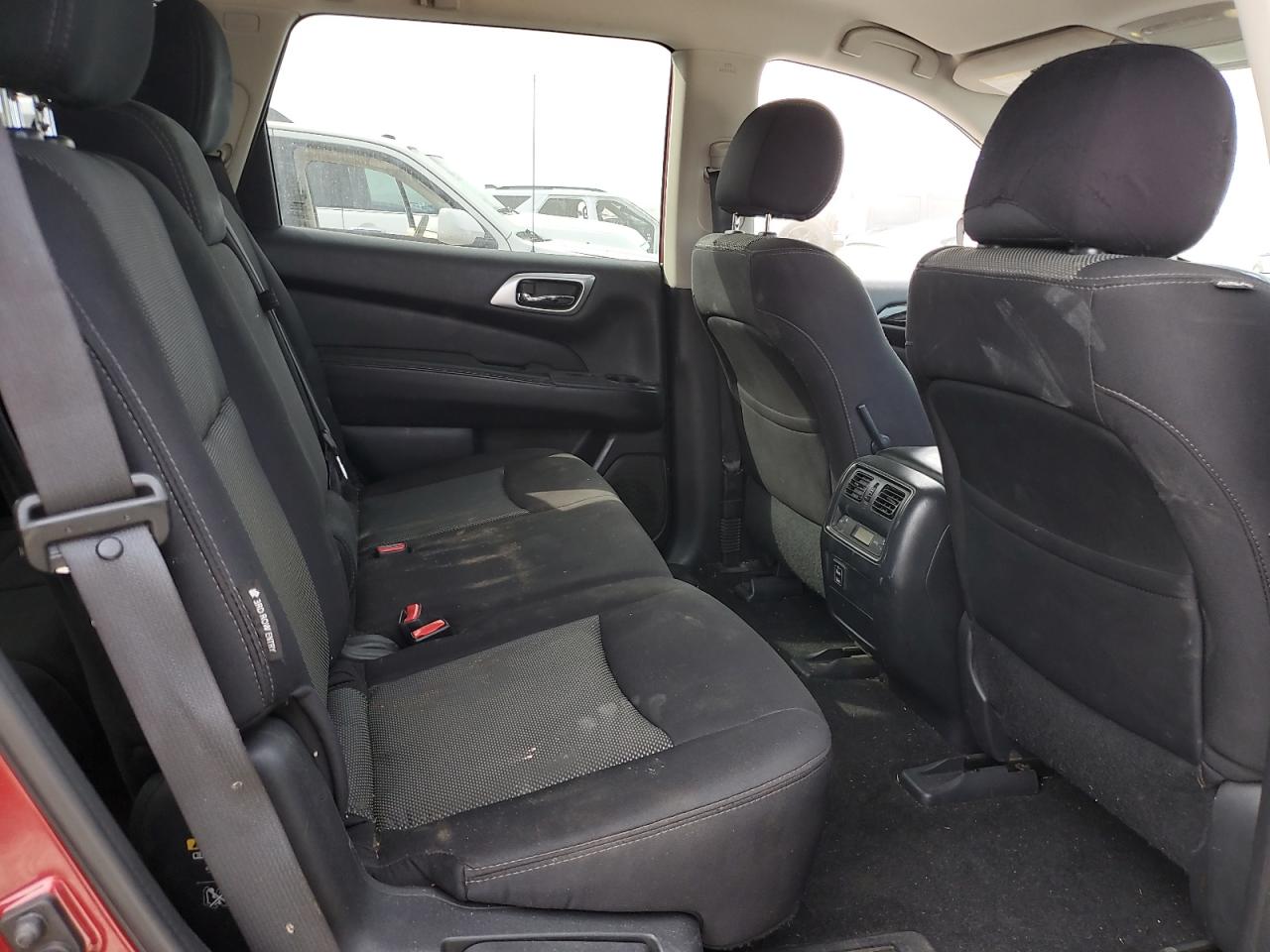 2018 Nissan Pathfinder S VIN: 5N1DR2MNXJC666156 Lot: 81116385