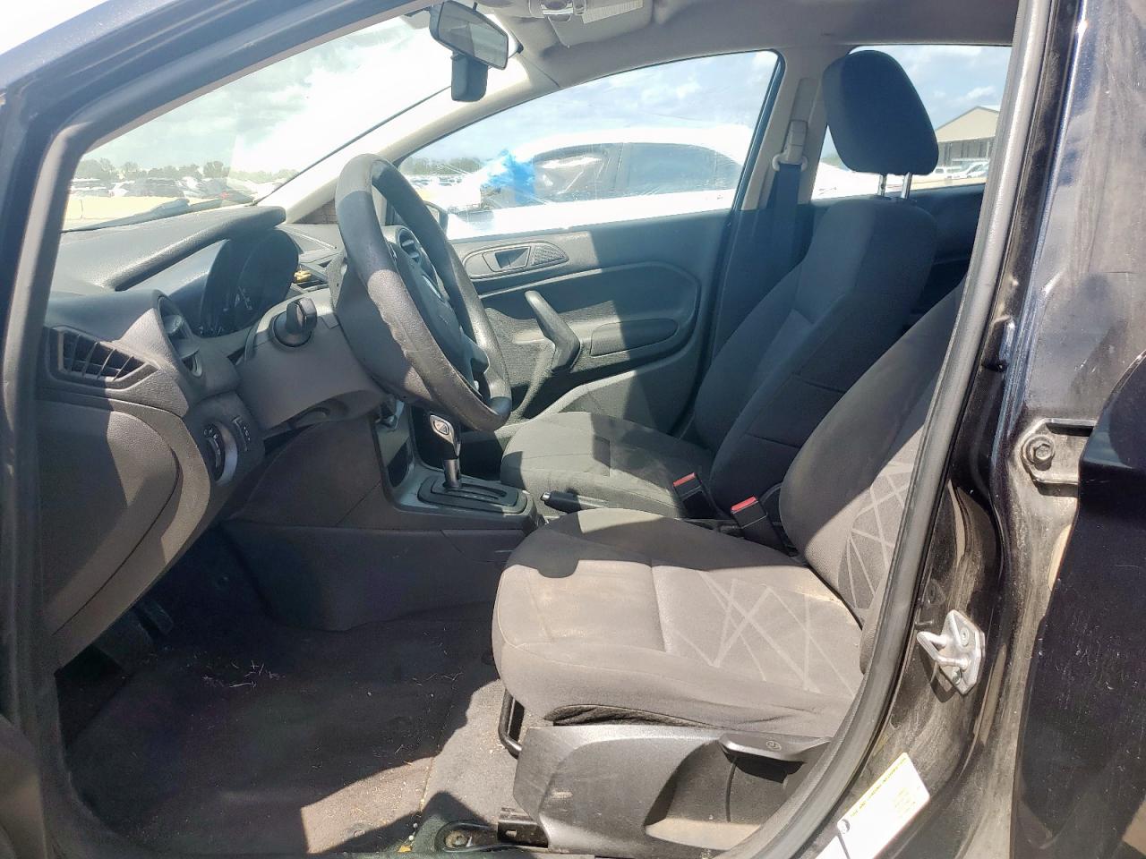 2014 Ford Fiesta S VIN: 3FADP4AJ1EM240440 Lot: 82131255