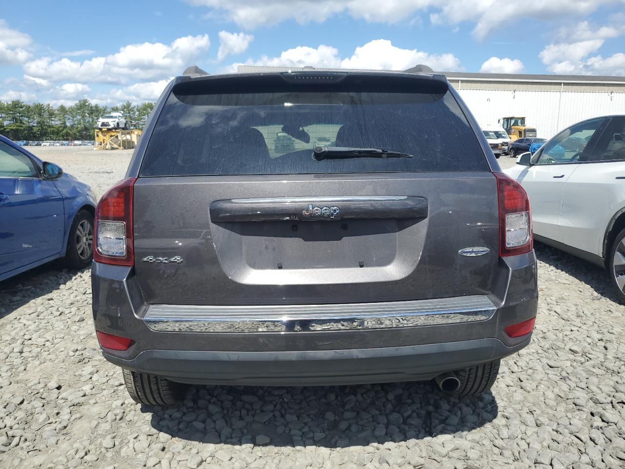 2016 Jeep Compass Latitude VIN: 1C4NJDEB6GD768010 Lot: 70628975