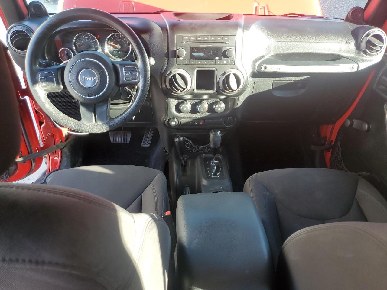 2014 Jeep Wrangler Unlimited Sport VIN: 1C4BJWDG2EL255416 Lot: 80876205