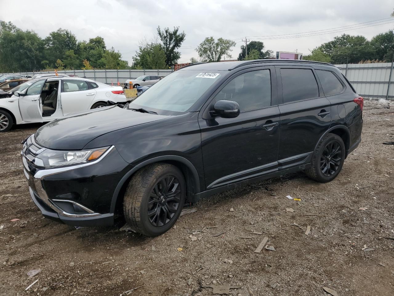 MITSUBISHI OUTLANDER 2018. Lot# 81616425. VIN JA4AD3A36JZ018979. Photo 1