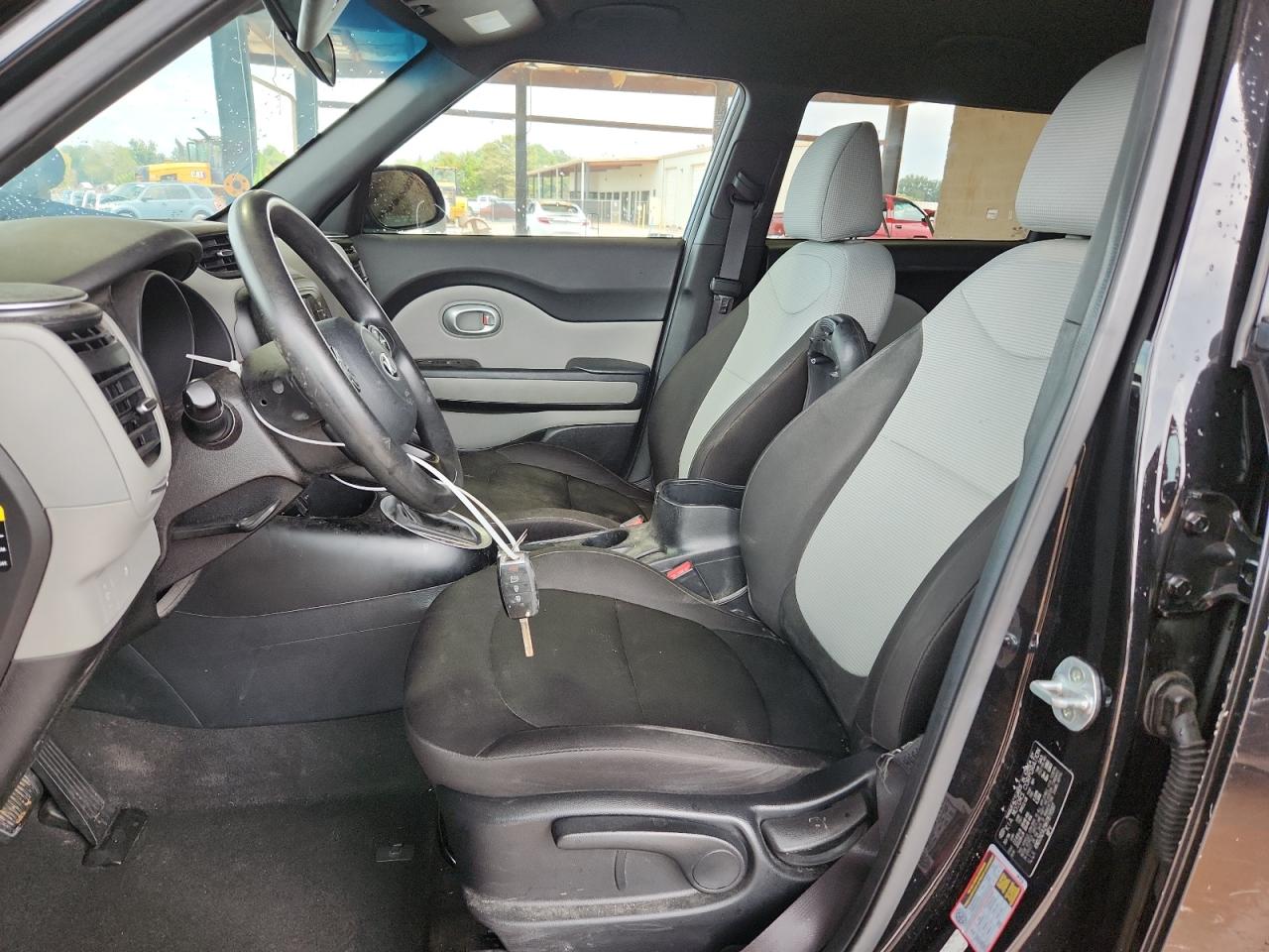 2017 Kia Soul VIN: KNDJN2A29H7879597 Lot: 70959815