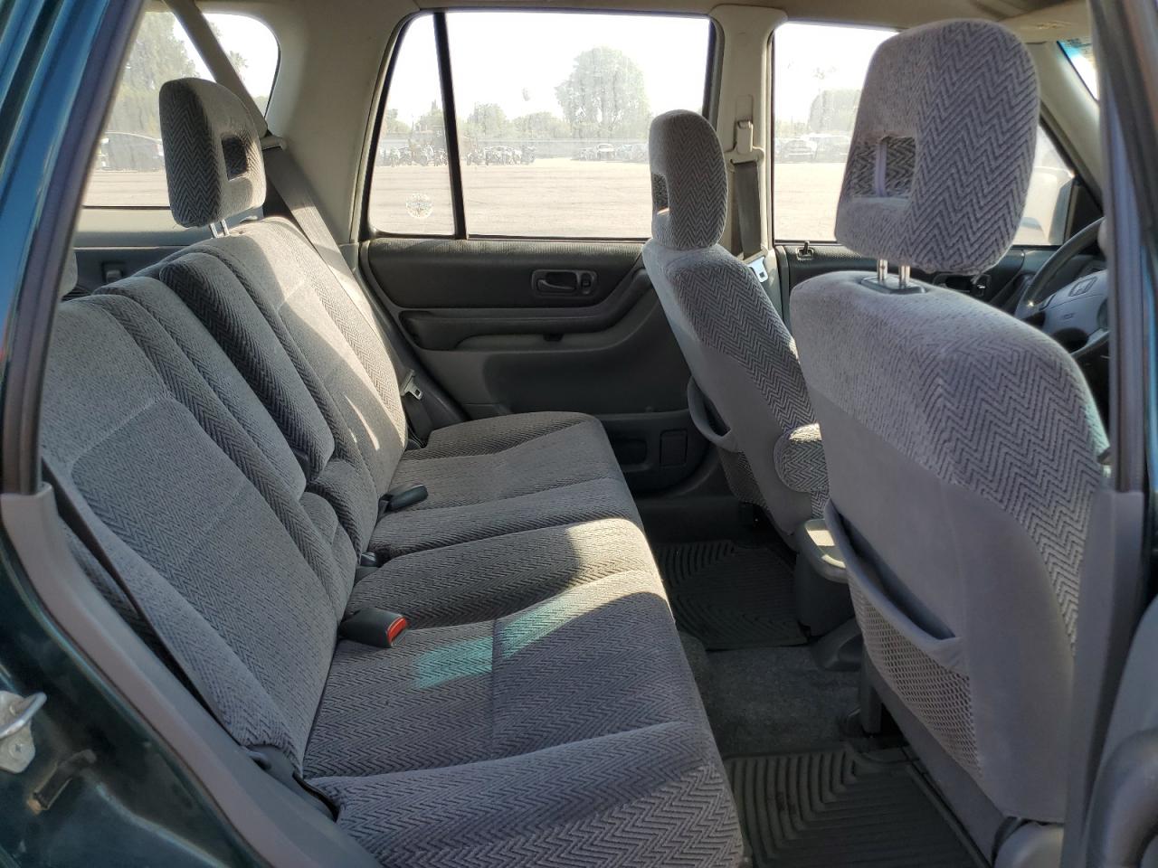 1998 Honda Cr-V Ex VIN: JHLRD1868WC077381 Lot: 70455625