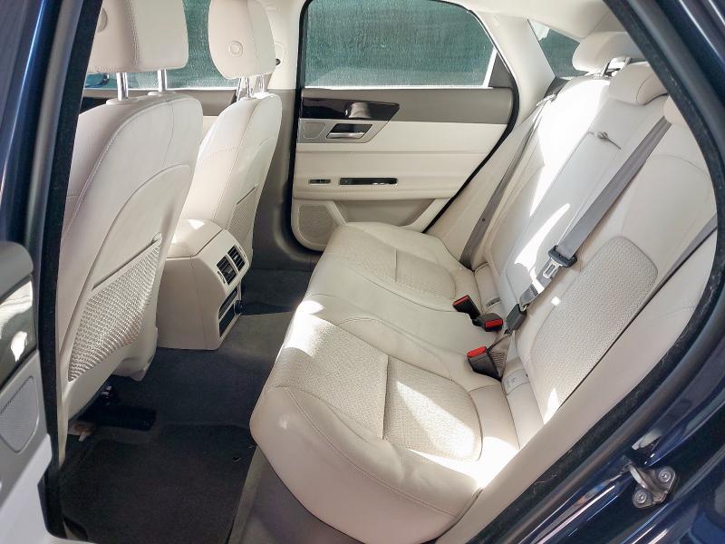2017 JAGUAR XF PRESTIGE D AUTO 