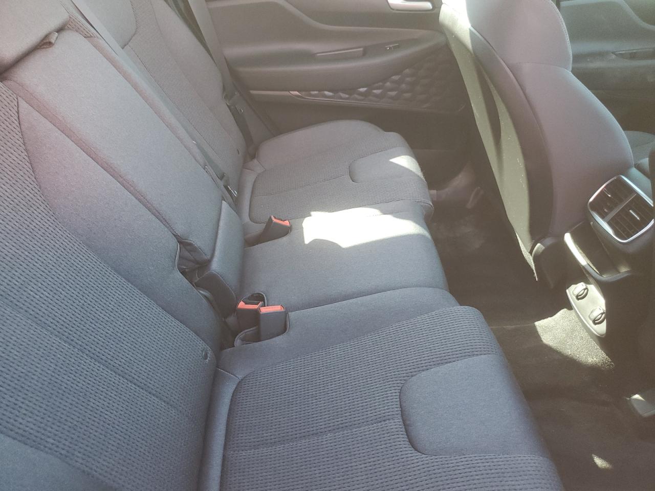 2019 Hyundai Santa Fe Sel VIN: 5NMS33ADXKH105179 Lot: 84300005