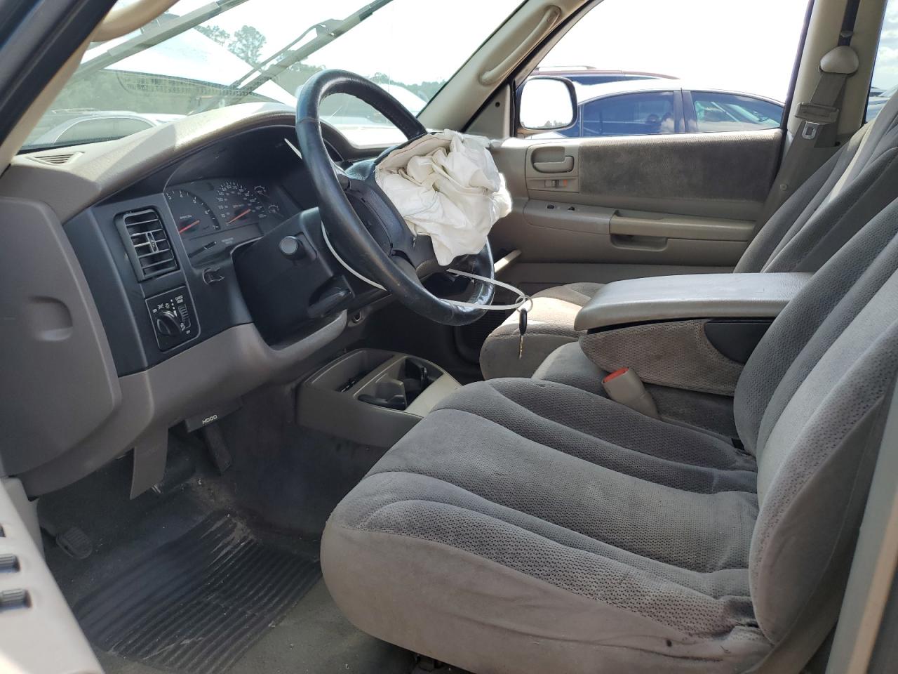 2002 Dodge Dakota Quad Slt VIN: 1B7HL48N12S716124 Lot: 84445315