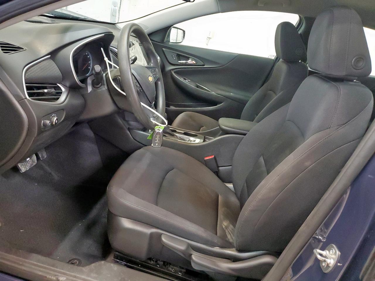 2025 Chevrolet Malibu Ls VIN: 1G1ZC5ST5SF136703 Lot: 83860005