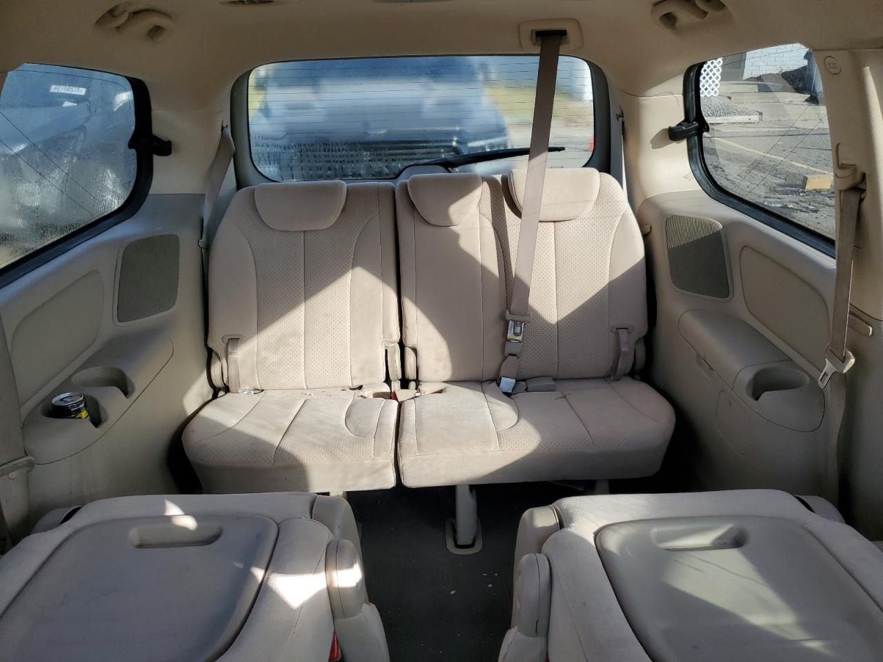 2008 Hyundai Entourage Gls VIN: KNDMC233386047235 Lot: 71770355