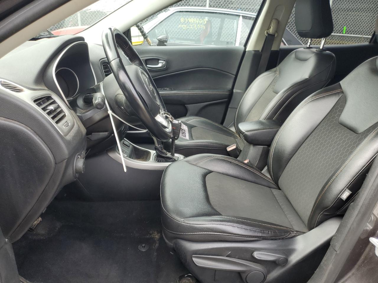 2019 Jeep Compass Latitude VIN: 3C4NJCBB9KT649675 Lot: 82146975