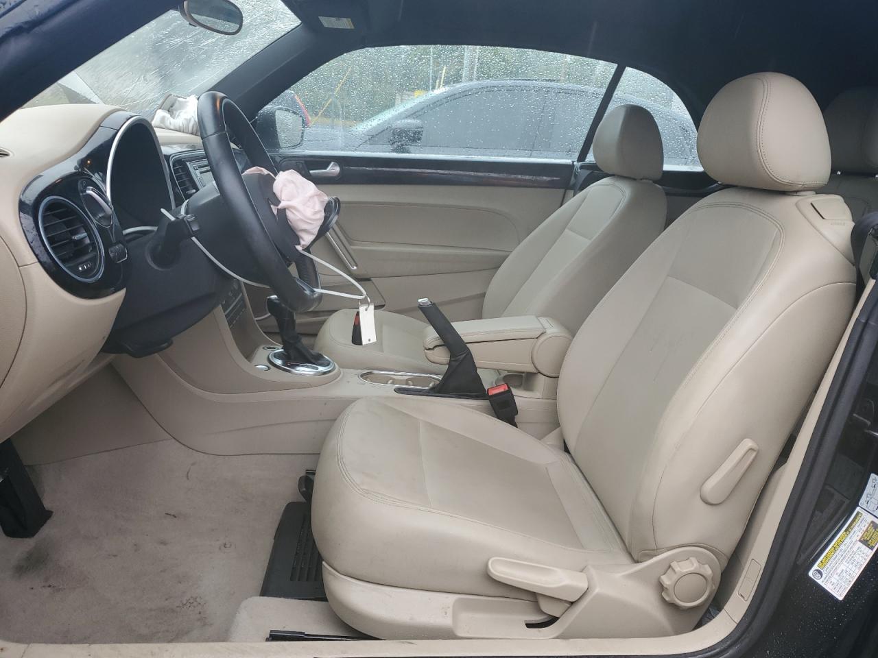 2013 Volkswagen Beetle VIN: 3VW5P7AT2DM820342 Lot: 83980605