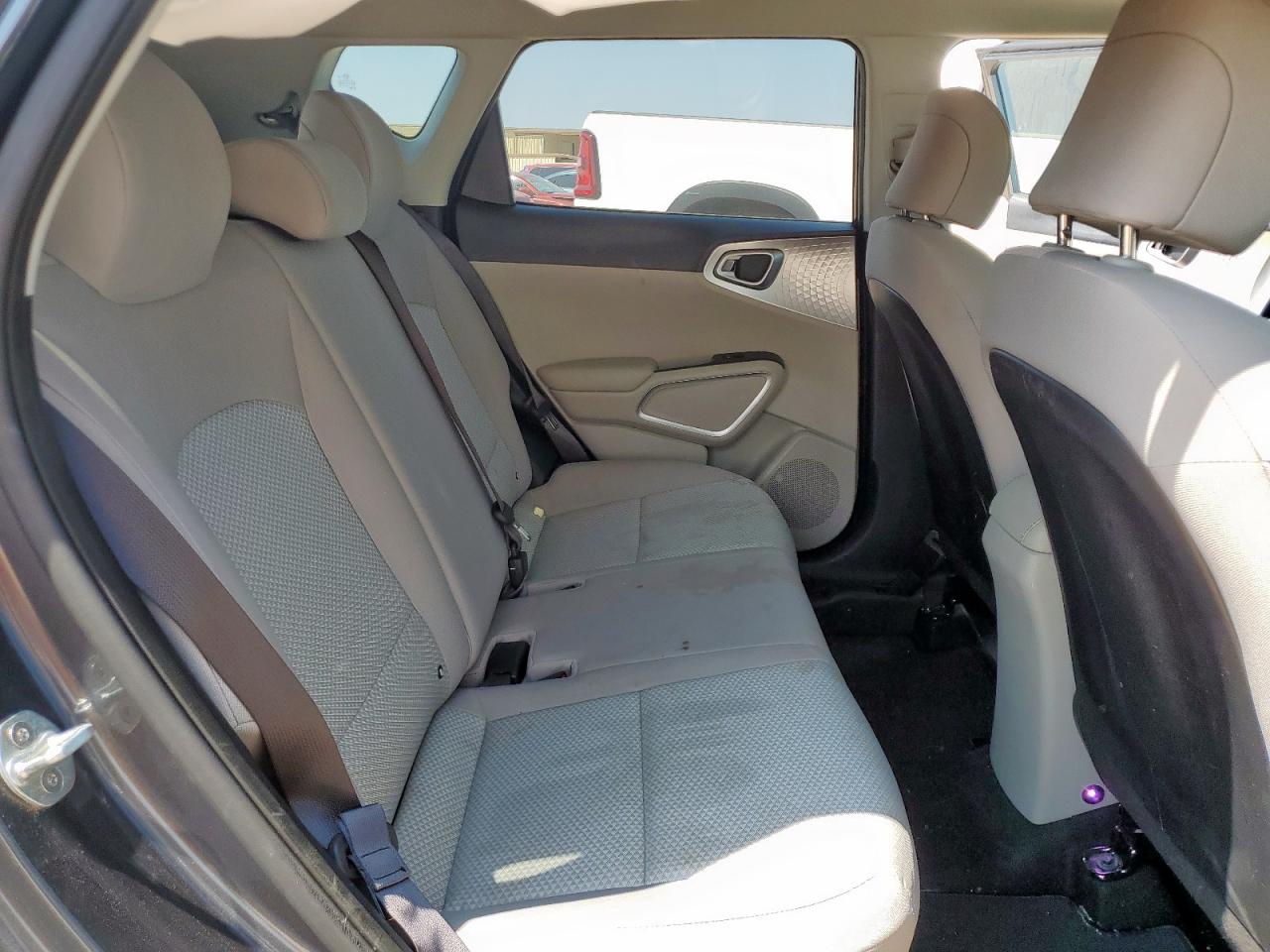 2020 Kia Soul Lx VIN: KNDJ23AU8L7727514 Lot: 71637255