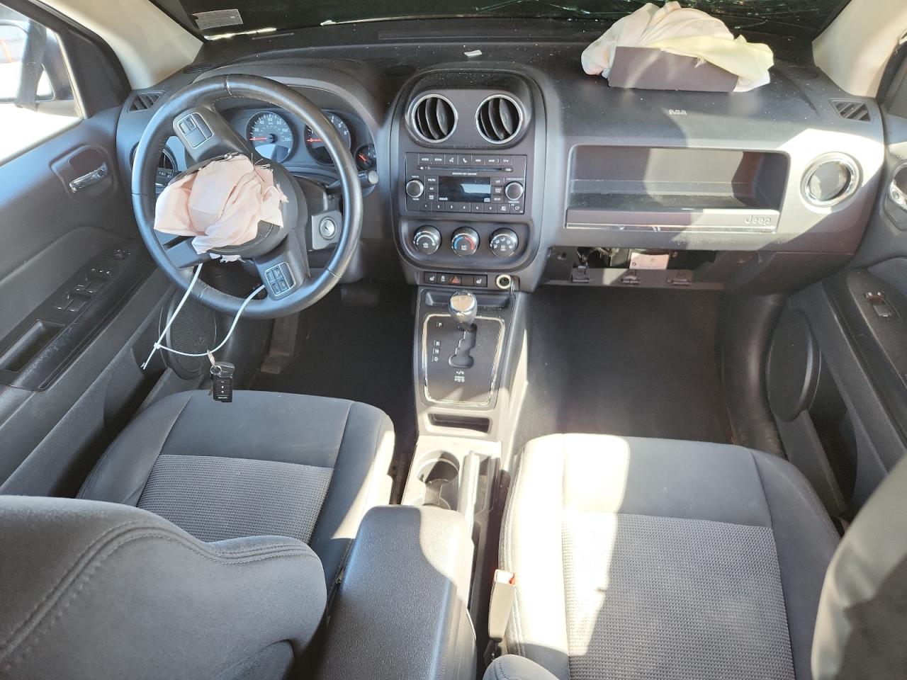 2012 Jeep Compass Latitude VIN: 1C4NJDEB7CD588335 Lot: 81693115