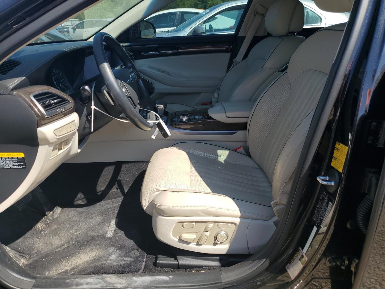 2019 Genesis G90 Premium VIN: KMTF34JA2KU061640 Lot: 80496385