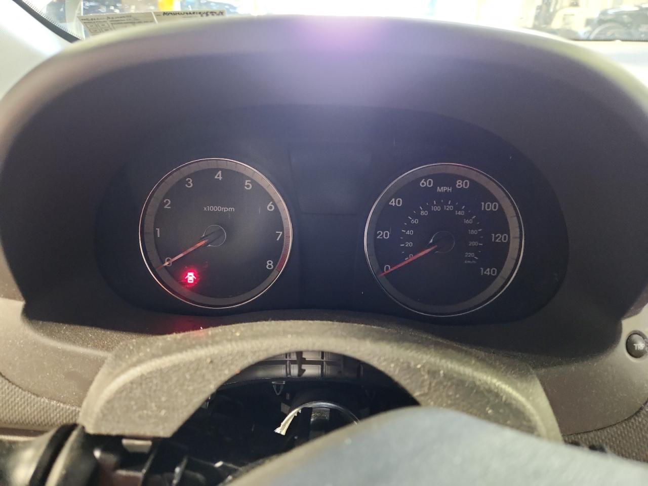 2014 Hyundai Accent Gls VIN: KMHCU4AE1EU588814 Lot: 80934265