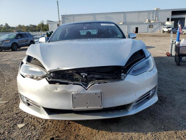  TESLA MODEL S 2018 Srebrny