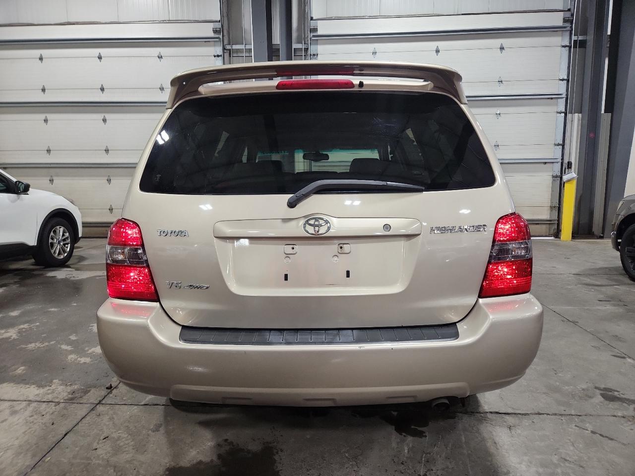 2004 Toyota Highlander VIN: JTEEP21AX40035831 Lot: 71323835